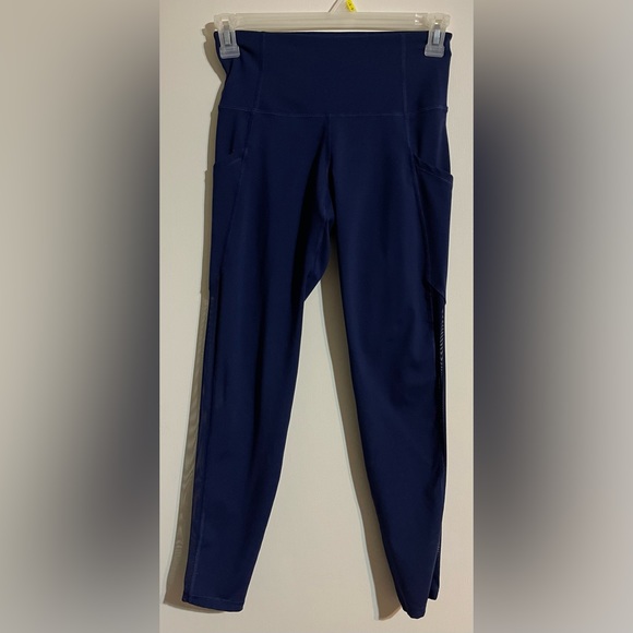 Old Navy Pants - Old Navy Navy Blue Leggings SIZE MEDIUM